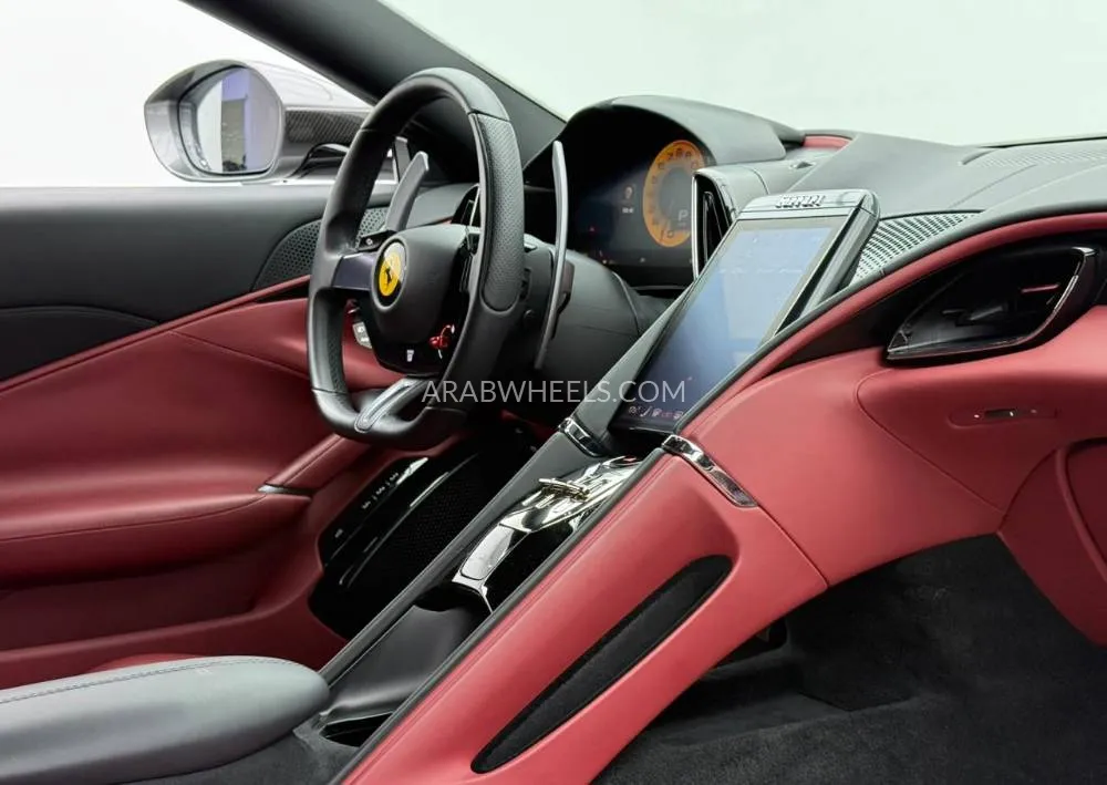 Ferrari Roma 2022 for Sale in Dubai Image-11
