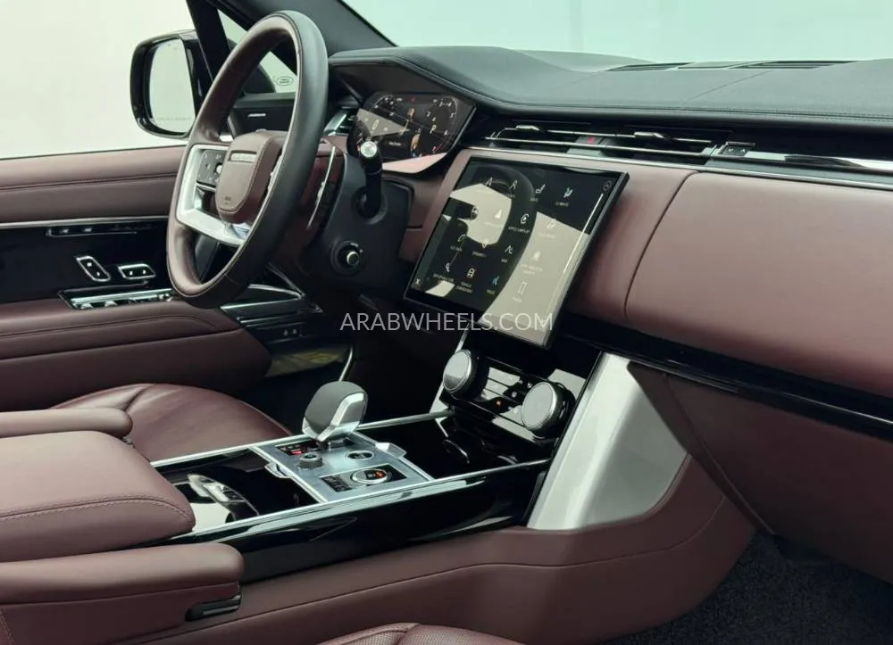Land Rover Range Rover 2023 for Sale in Dubai Image-16