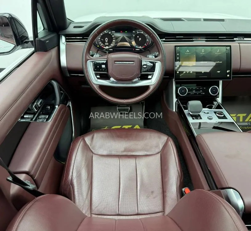 Land Rover Range Rover 2023 for Sale in Dubai Image-8