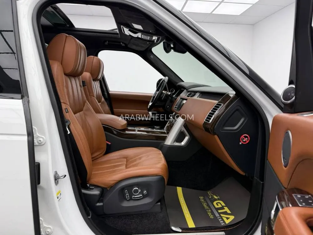Land Rover Range Rover 2018 for Sale in Dubai Image-15