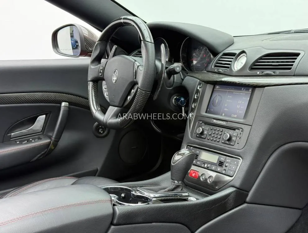 مازيراتي جران كابريو 2016 for Sale in دبي Image-8