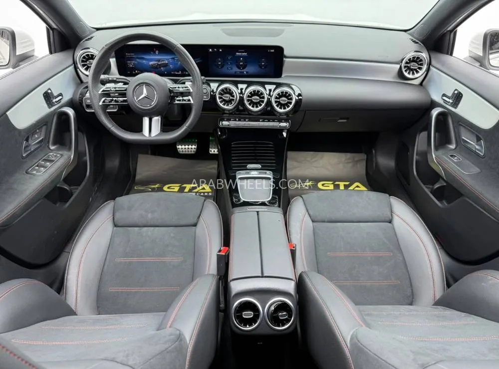 مرسيدس بنز كلاس A 2024 for Sale in دبي Image-10