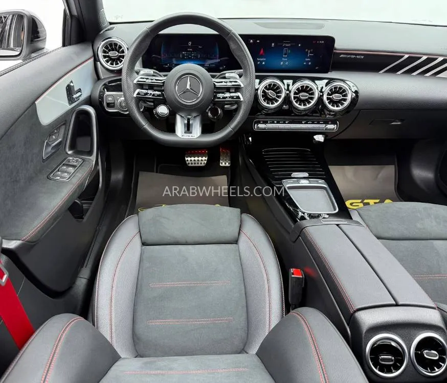 مرسيدس بنز كلاس A 2024 for Sale in دبي Image-14