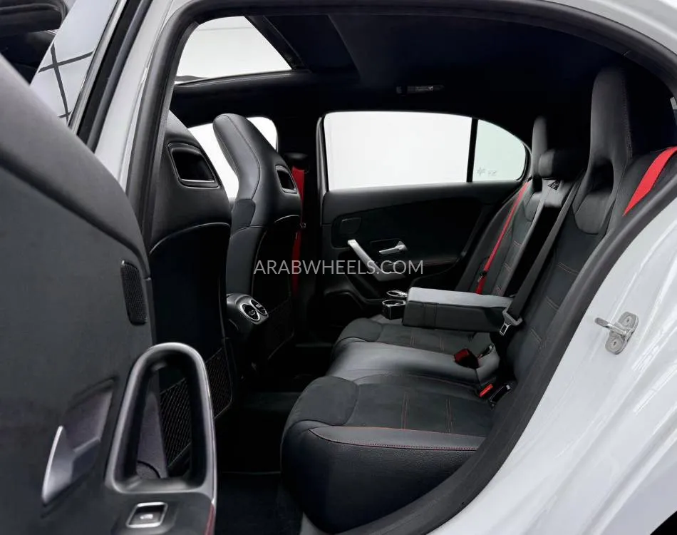 مرسيدس بنز كلاس A 2024 for Sale in دبي Image-16