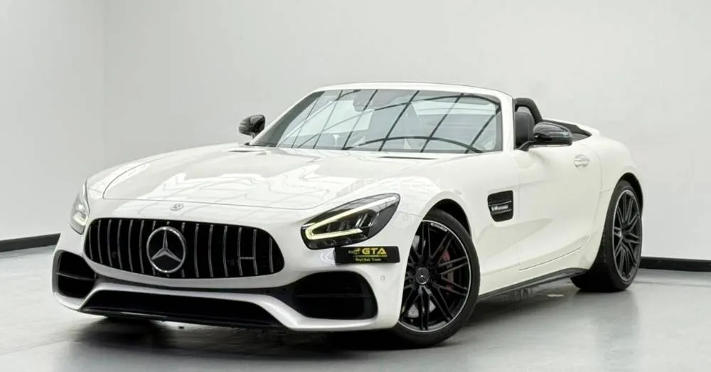 Mercedes Benz AMG GT 2020 for Sale in Dubai Image-2