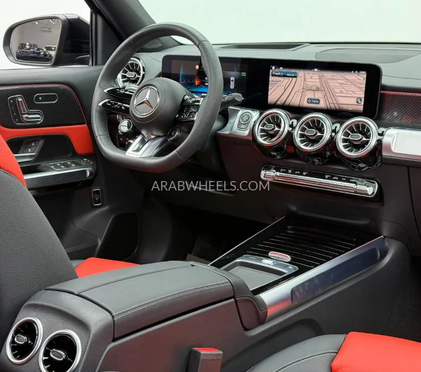 Mercedes Benz GLB 2024 for Sale in Dubai Image-11