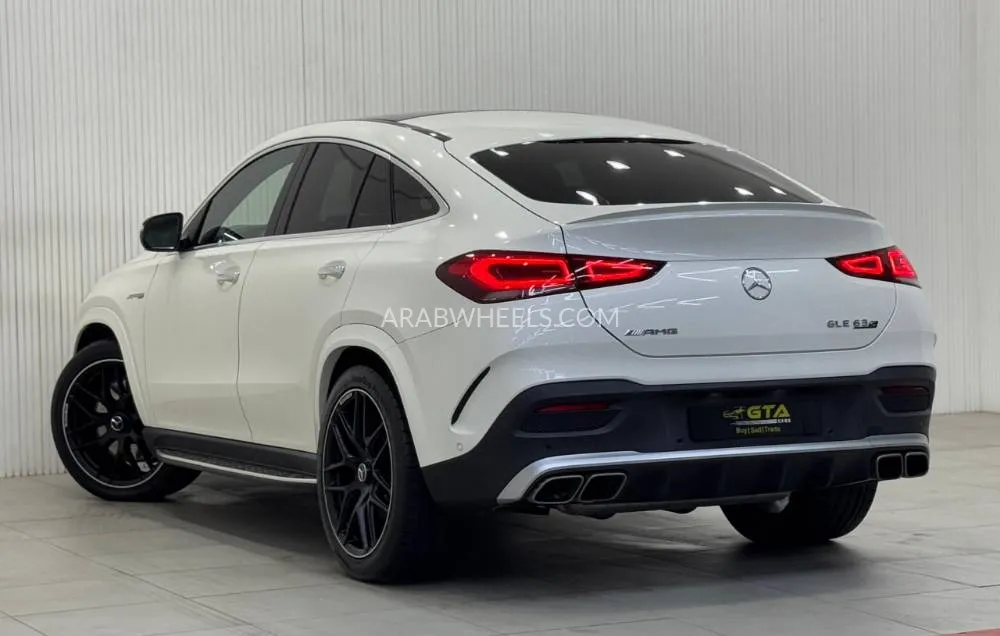 Mercedes Benz GLE Class 2021 for Sale in Dubai Image-2