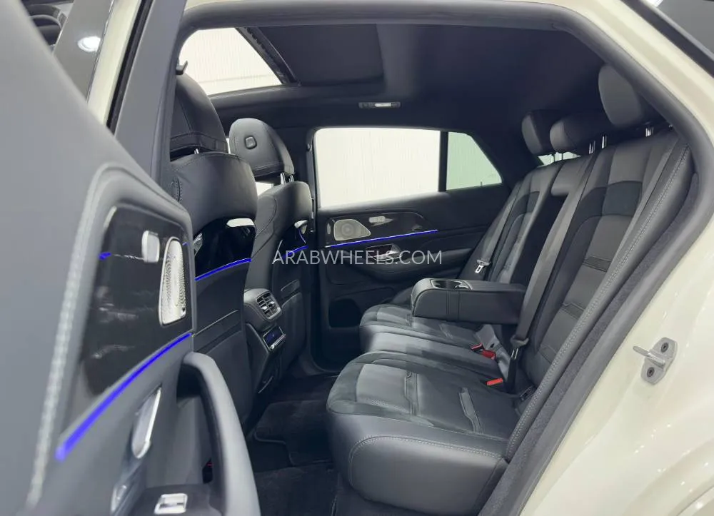 Mercedes Benz GLE Class 2021 for Sale in Dubai Image-10