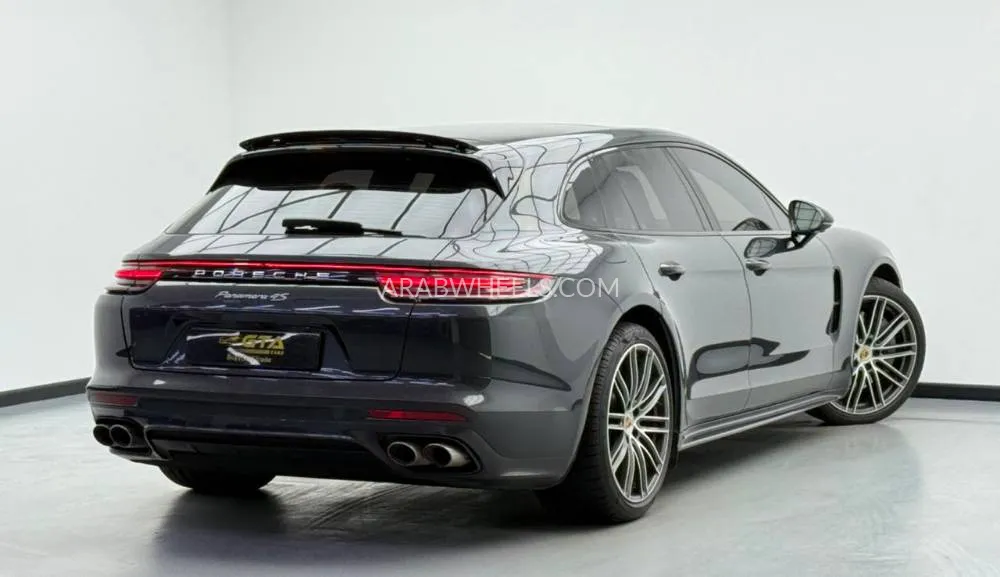 Porsche Panamera 2018 for Sale in Dubai Image-6