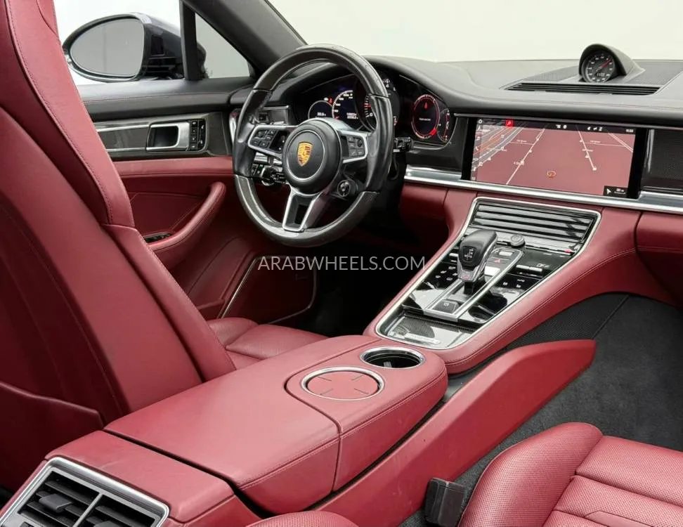 Porsche Panamera 2018 for Sale in Dubai Image-12
