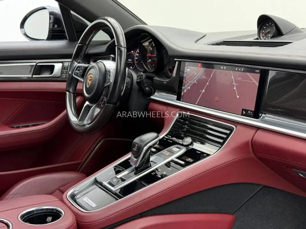 Porsche Panamera 2018 for Sale in Dubai Image-13