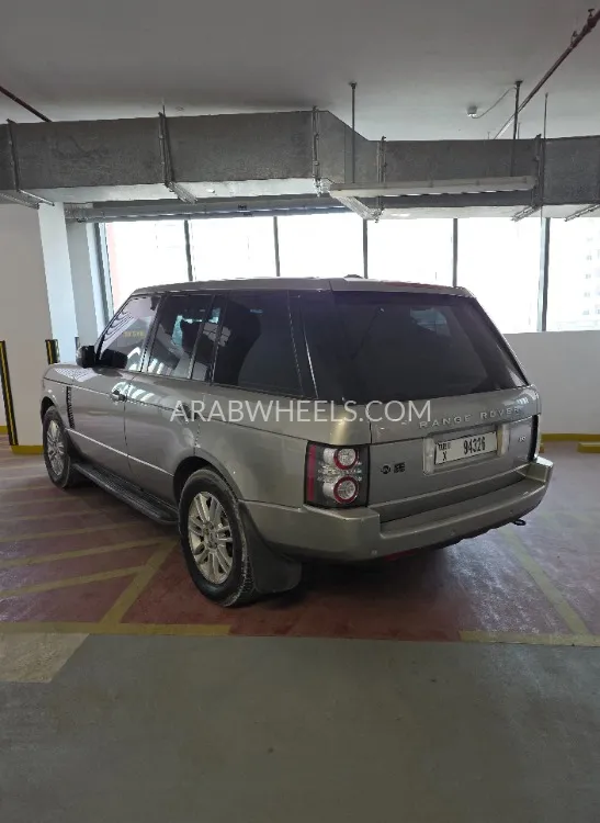 Land Rover Range Rover 2011 for Sale in Dubai Image-10