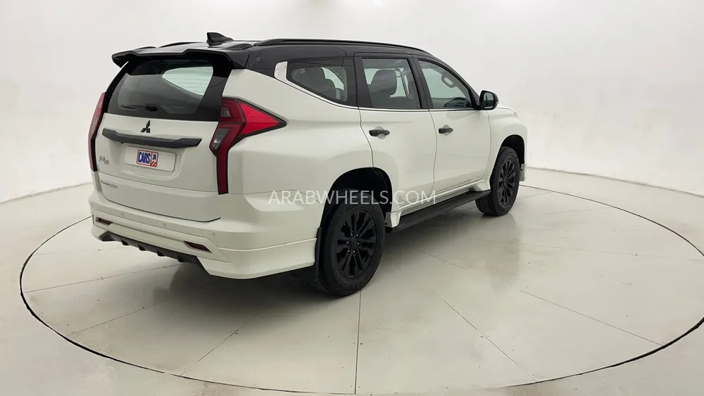 ميتسوبيشي مونتيرو سبورت 2023 for Sale in دبي Image-3