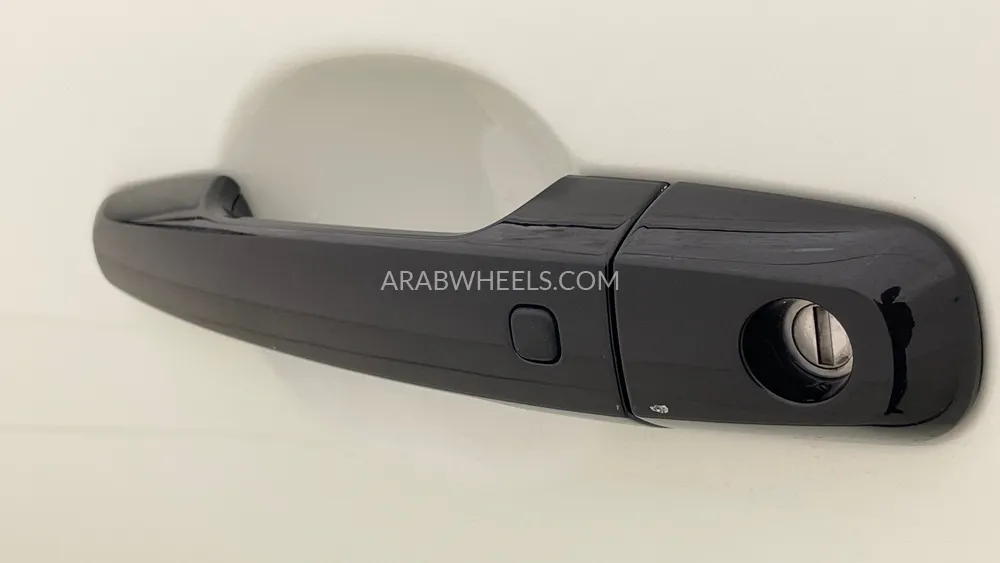 ميتسوبيشي مونتيرو سبورت 2023 for Sale in دبي Image-45