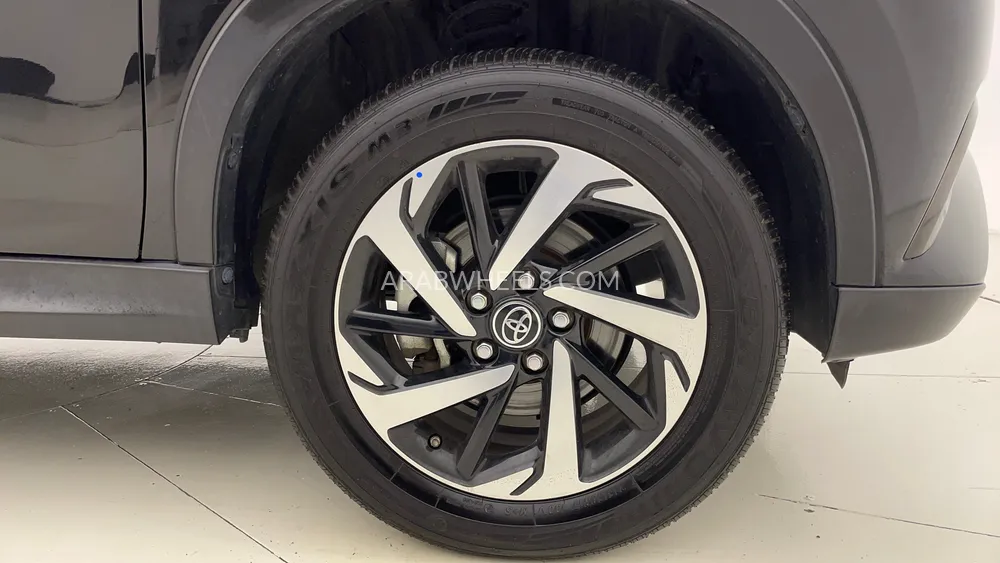 Toyota Rush 2023 for Sale in Dubai Image-10