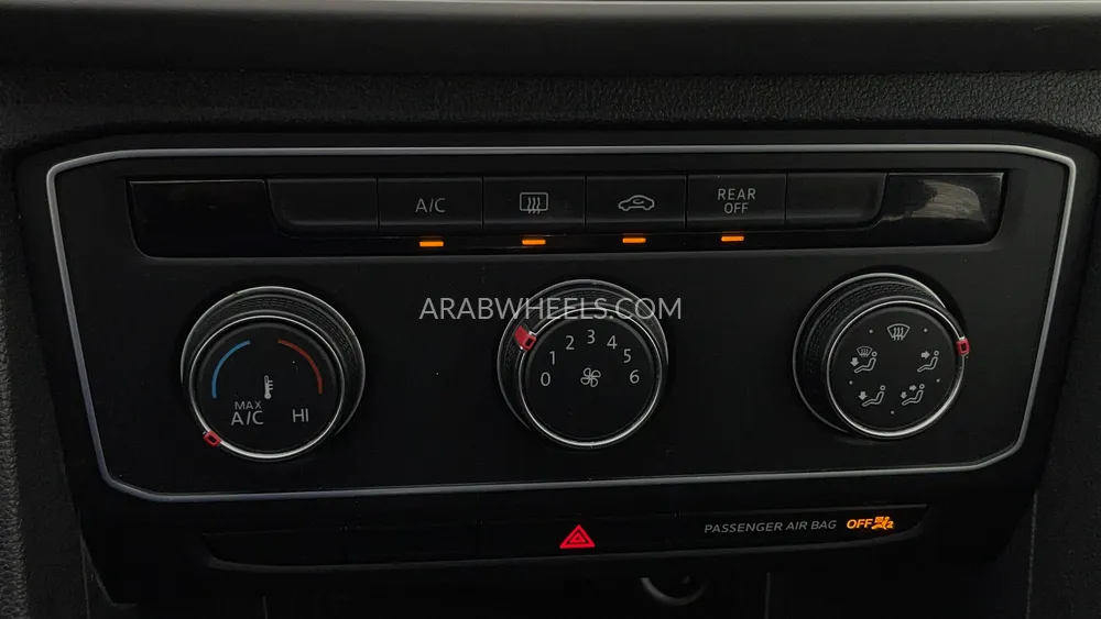 Volkswagen Teramont 2022 for Sale in Dubai Image-36