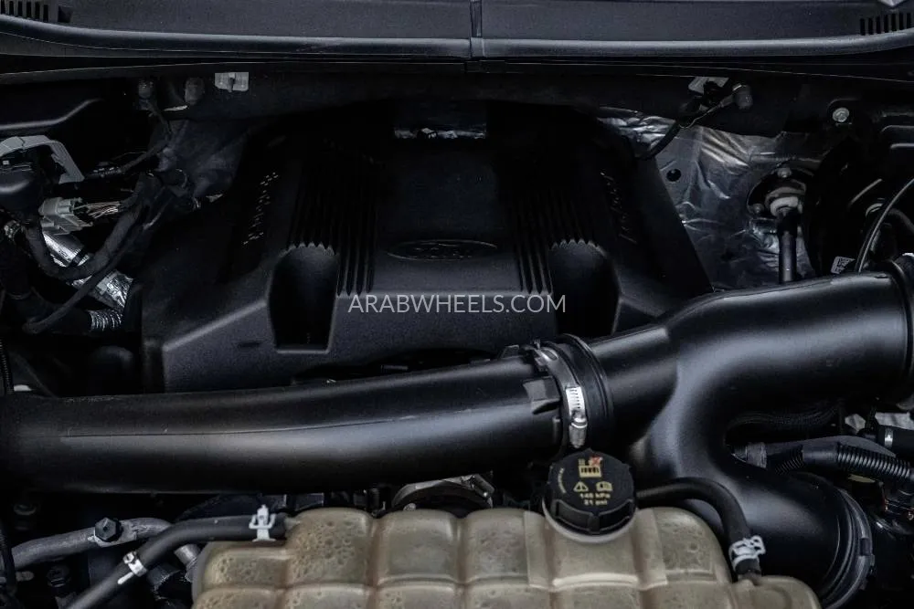 Ford F 150 2020 for Sale in Dubai Image-7