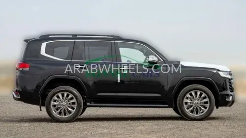 تويوتا لاند كروزر 2024 for Sale in دبي Image-18