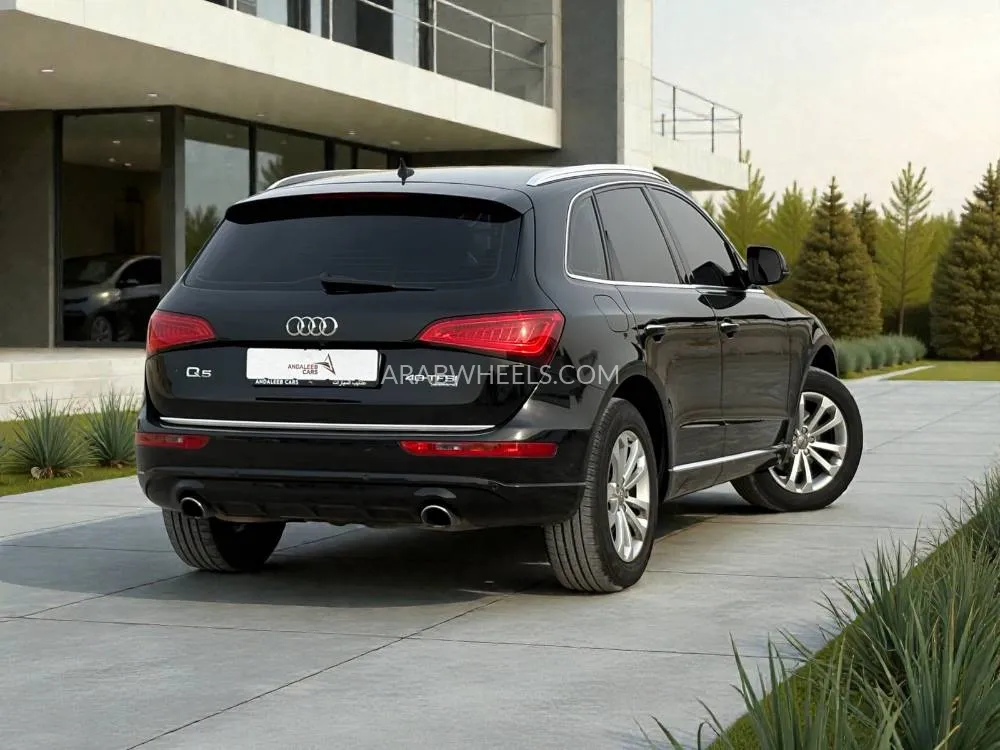 Audi Q5 2017 for Sale in Dubai Image-7