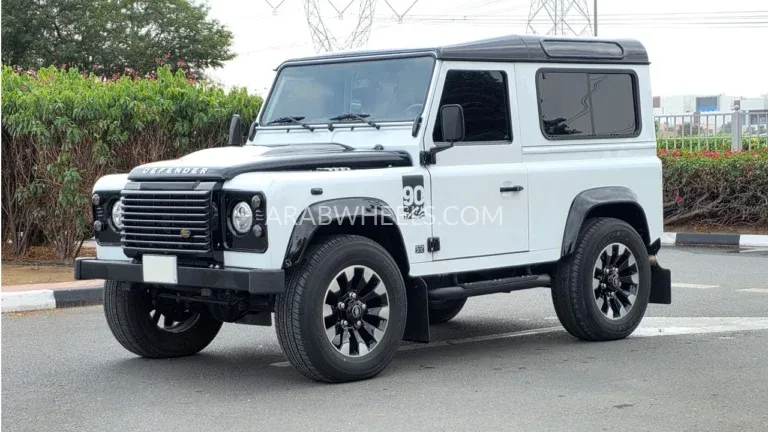 Land Rover Defender 2013 for Sale in Dubai Image-4