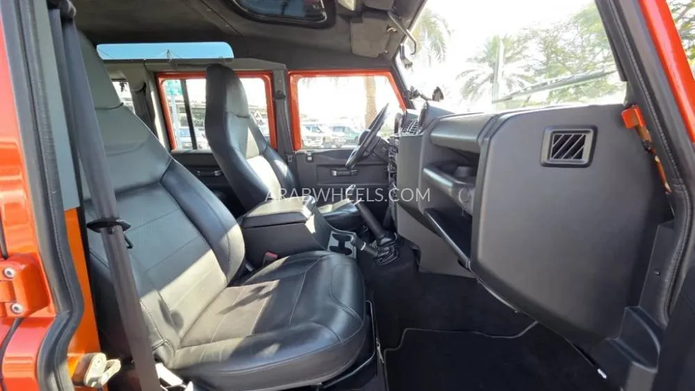 Land Rover Defender 2016 for Sale in Dubai Image-18