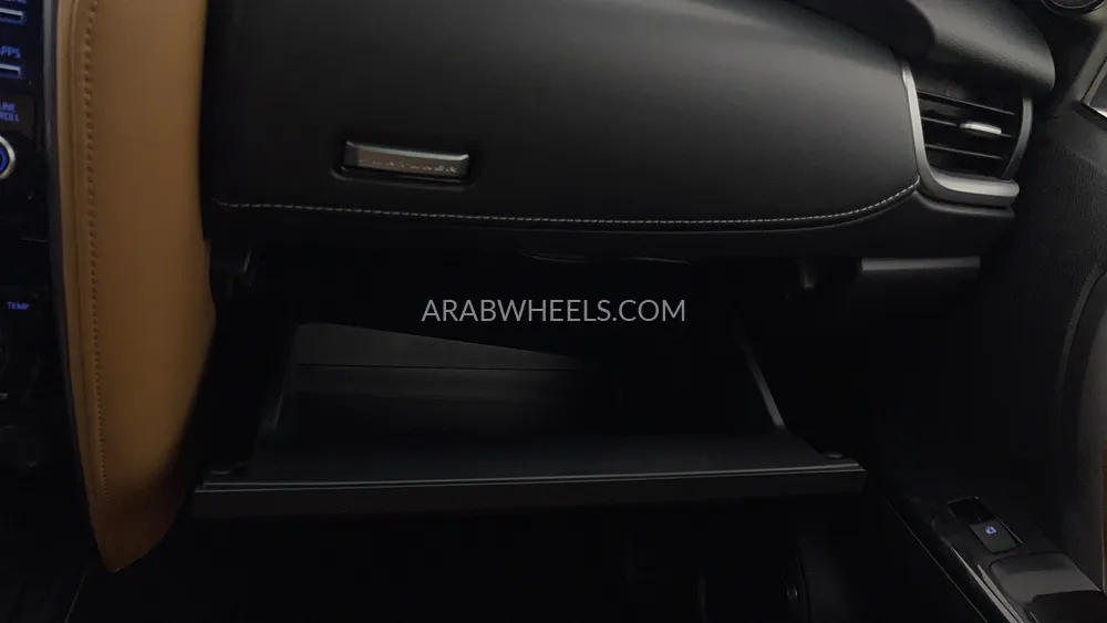 تويوتا فورتشنر 2023 for Sale in دبي Image-32