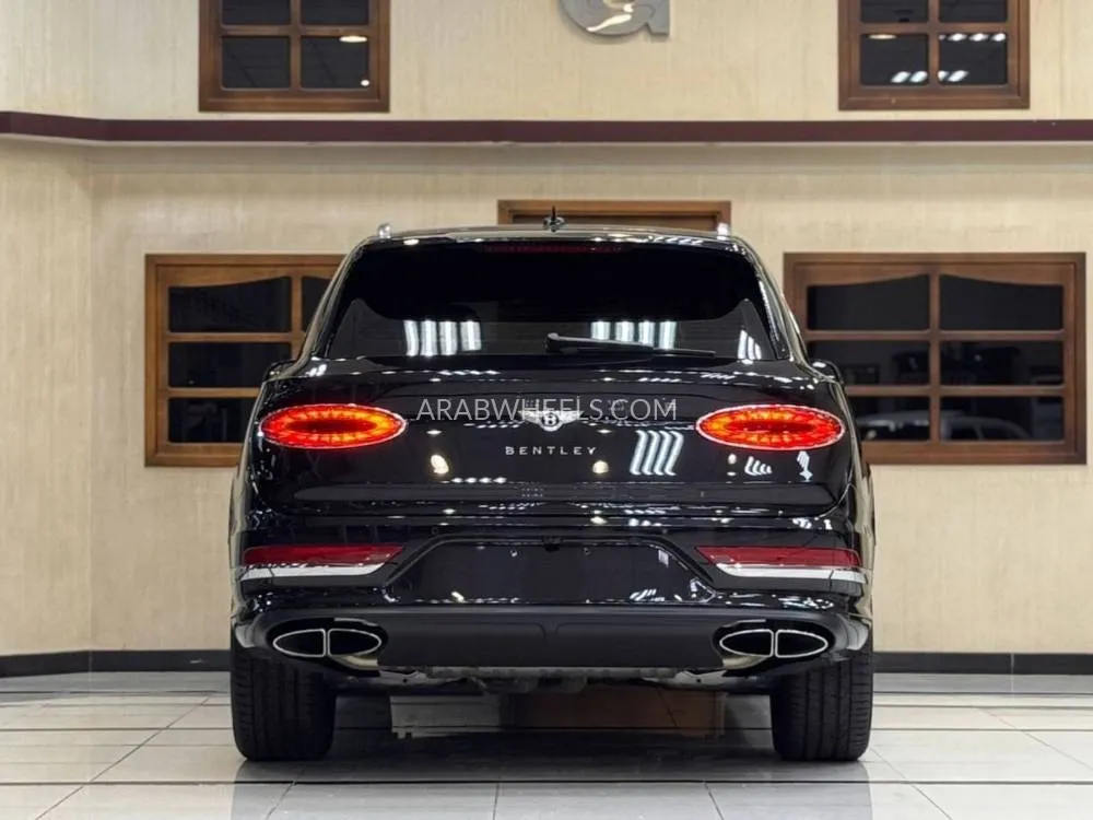 Bentley Bentayga 2022 for Sale in Dubai Image-7