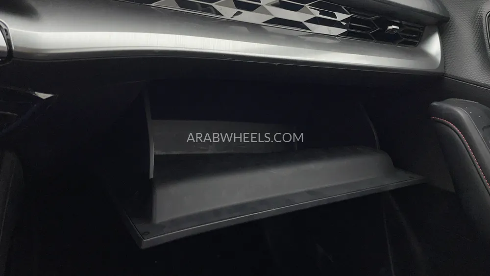 MG GT 2024 for Sale in Dubai Image-31