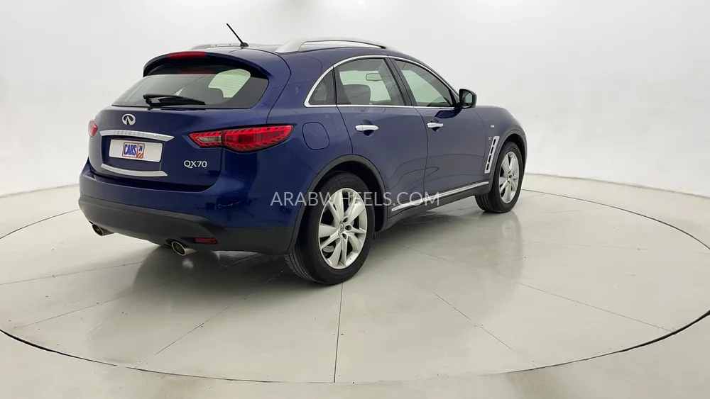 Infiniti QX70 2020 for Sale in Dubai Image-3