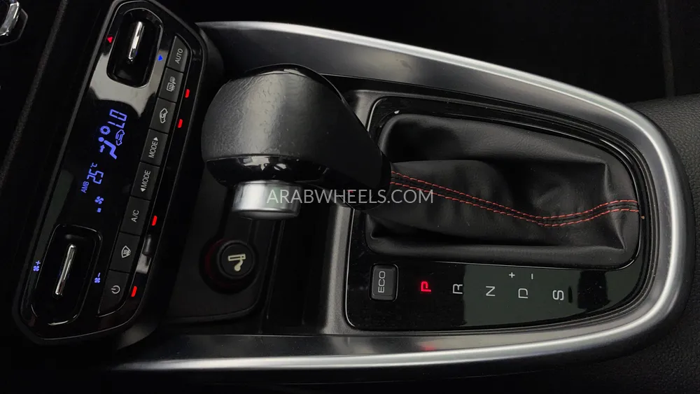 Chevrolet Groove 2022 for Sale in Dubai Image-18