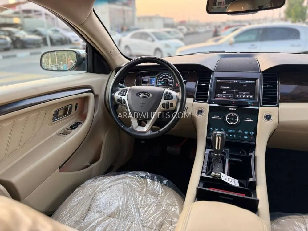 Ford Taurus 2014 for Sale in Sharjah Image-15