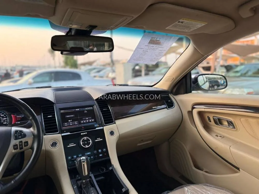 Ford Taurus 2014 for Sale in Sharjah Image-21