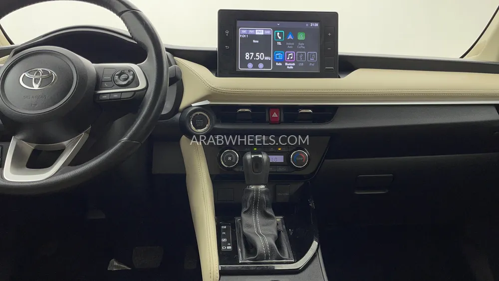 تويوتا يارس 2023 for Sale in دبي Image-14