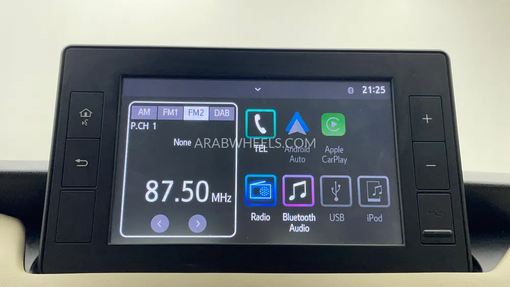 تويوتا يارس 2023 for Sale in دبي Image-34