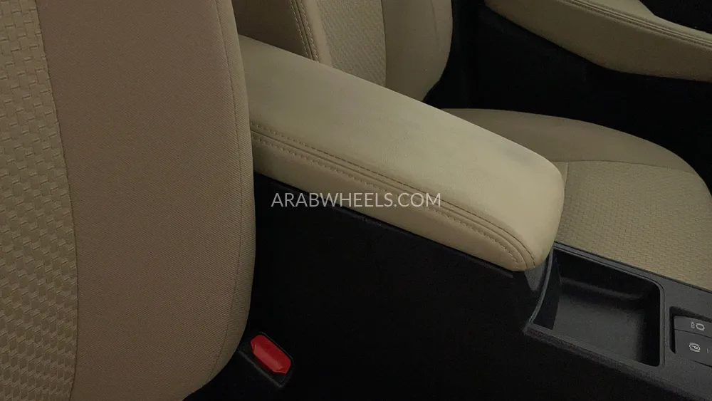 تويوتا يارس 2023 for Sale in دبي Image-36