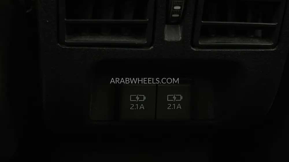 تويوتا يارس 2023 for Sale in دبي Image-47