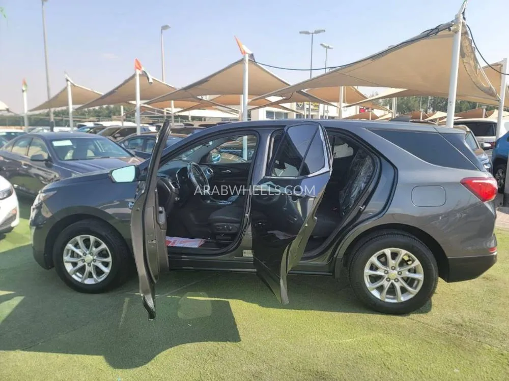 Chevrolet Equinox 2019 for Sale in Sharjah Image-7