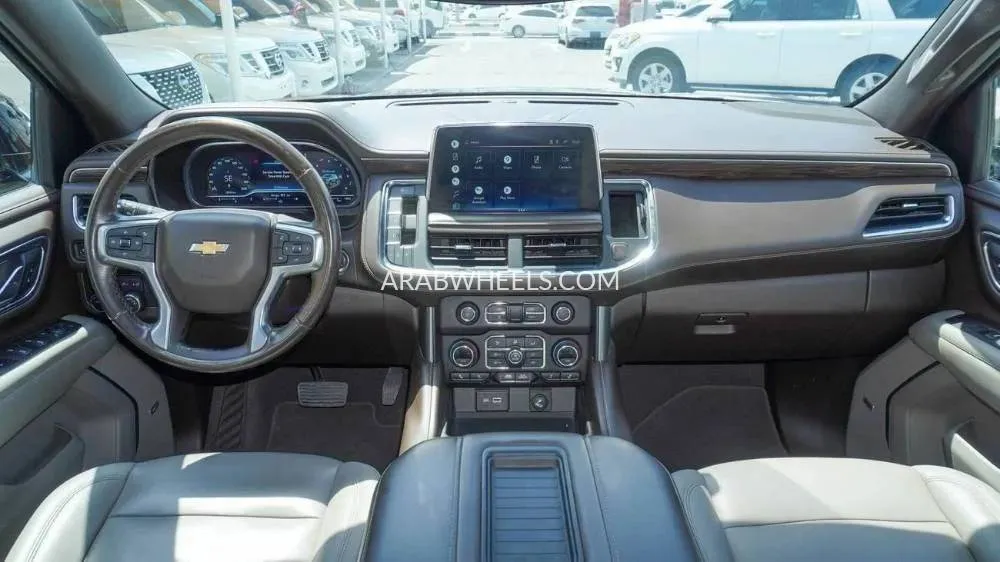 Chevrolet Tahoe 2022 for Sale in Sharjah Image-9