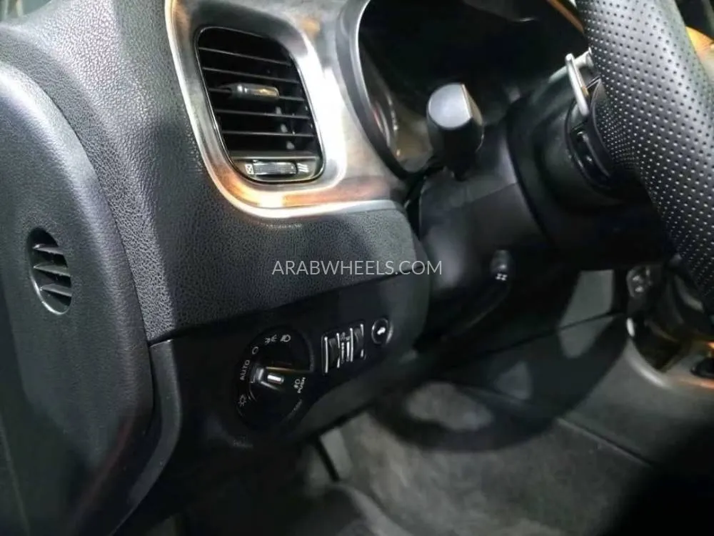 Dodge Charger 2017 for Sale in Ajman Image-18