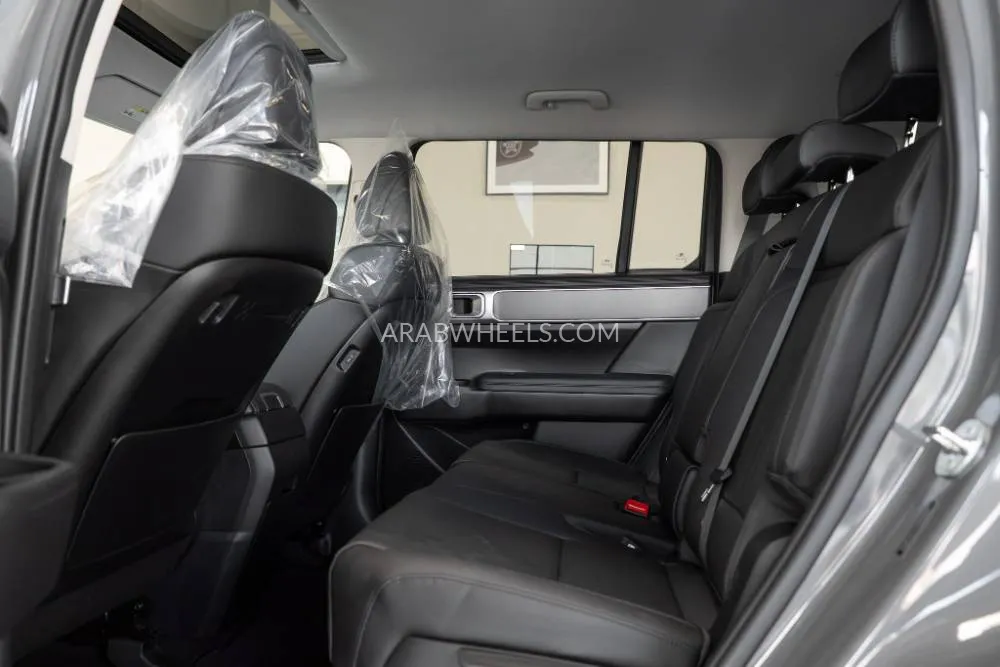 Hyundai Santa Fe 2025 for Sale in Umm Al Quwain Image-14