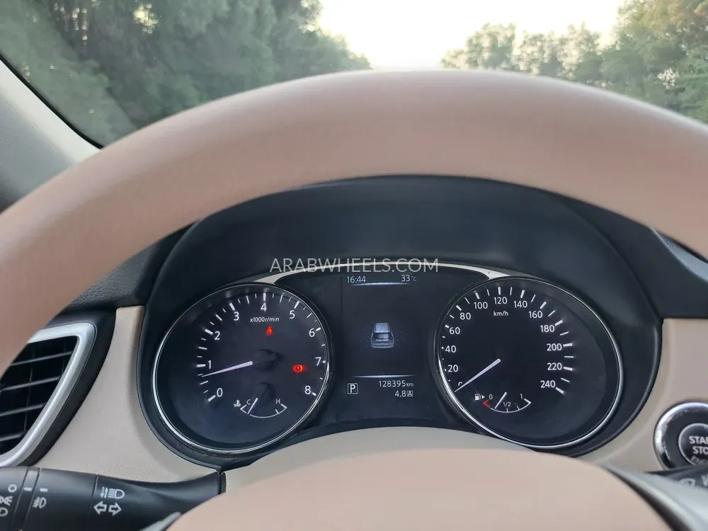 Nissan X-Trail 2015 for Sale in Sharjah Image-10