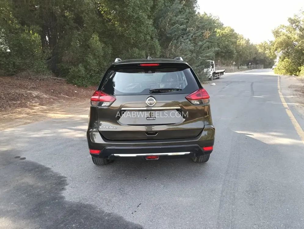 Nissan X-Trail 2018 for Sale in Sharjah Image-2