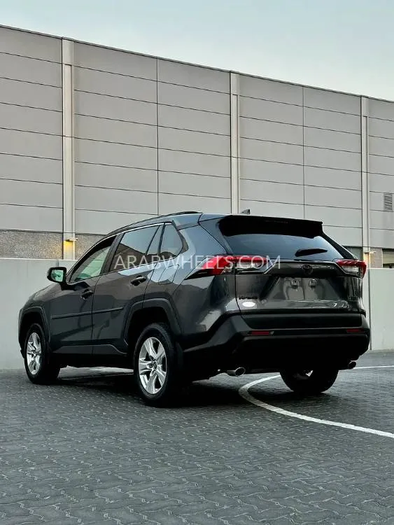 تويوتا راف 4 2020 for Sale in دبي Image-3