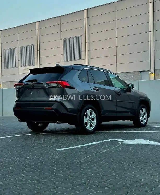 تويوتا راف 4 2020 for Sale in دبي Image-4