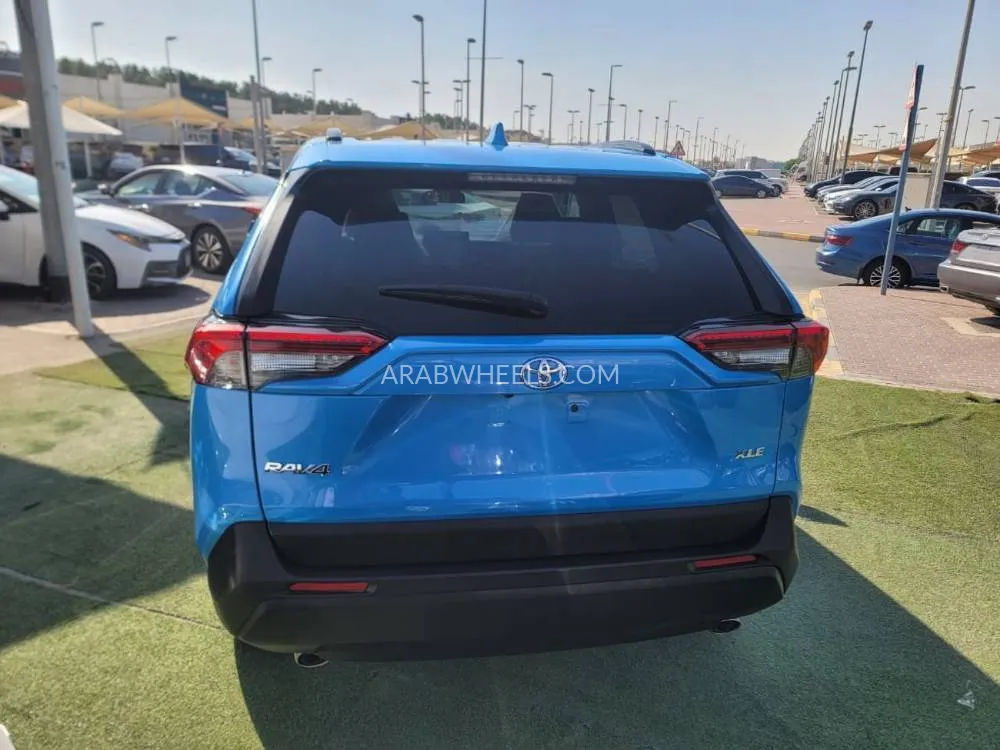 Toyota Rav4 2021 for Sale in Sharjah Image-9