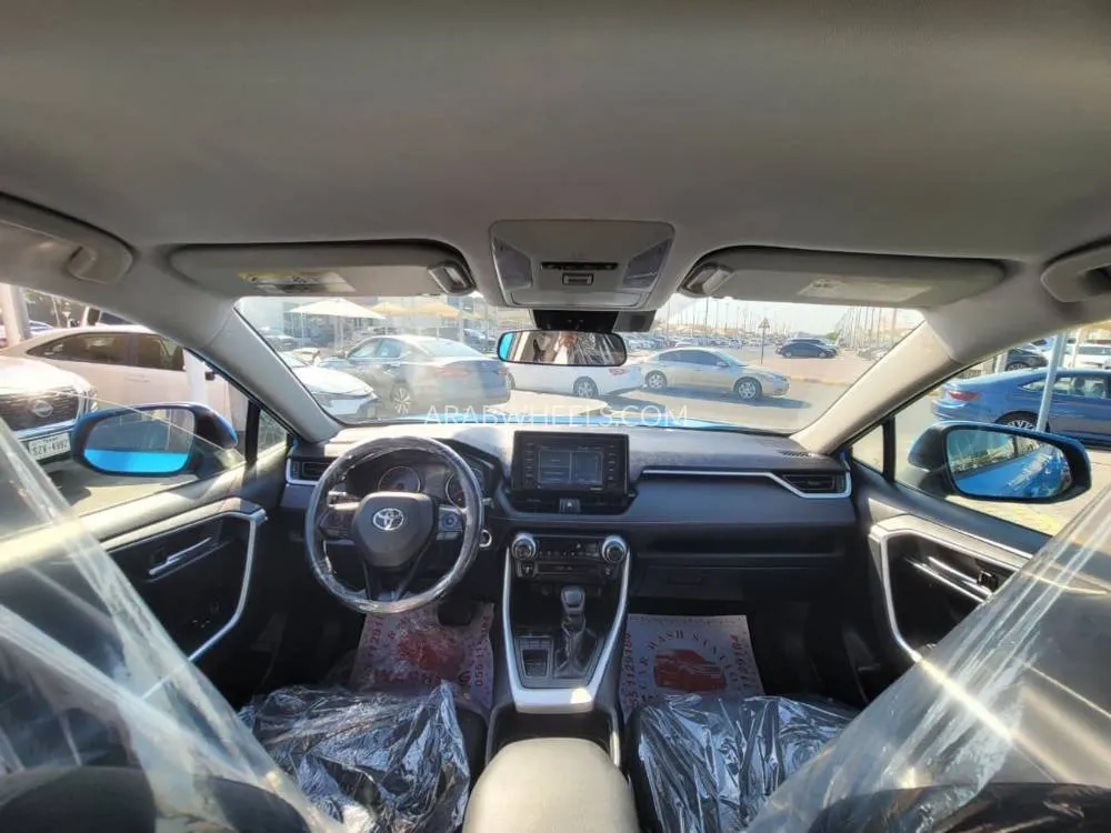 Toyota Rav4 2021 for Sale in Sharjah Image-11
