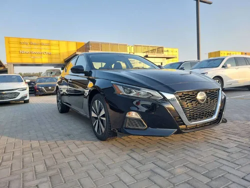 Nissan Altima 2021