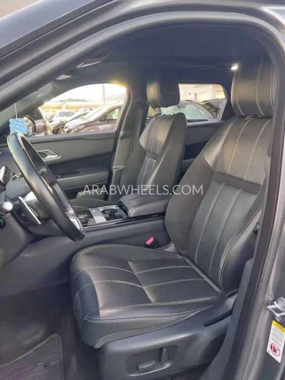 Land Rover Range Rover Velar 2018 for Sale in Sharjah Image-3