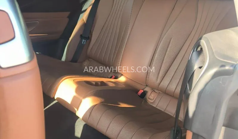 مرسيدس بنز كلاس E 2017 for Sale in الشارقة Image-14
