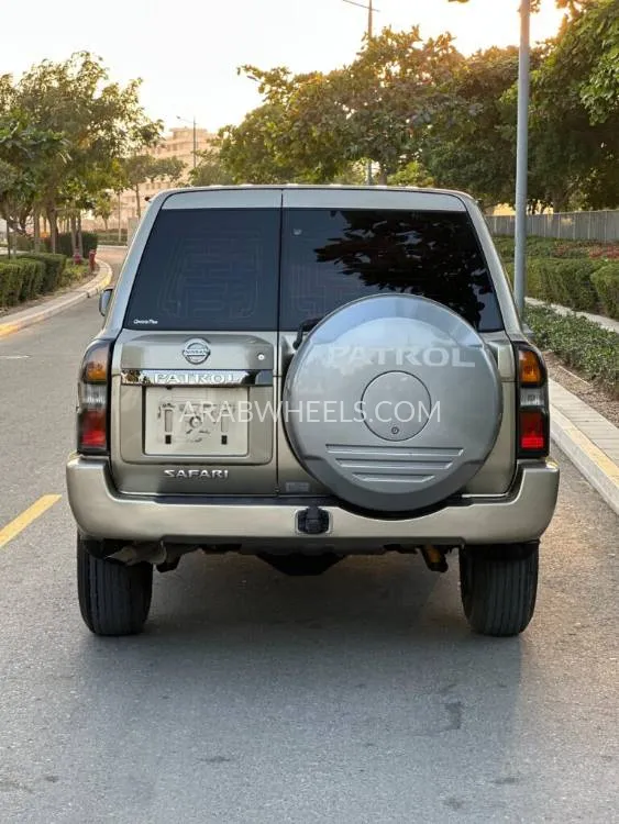 Nissan Patrol 2016 for Sale in Ajman Image-4